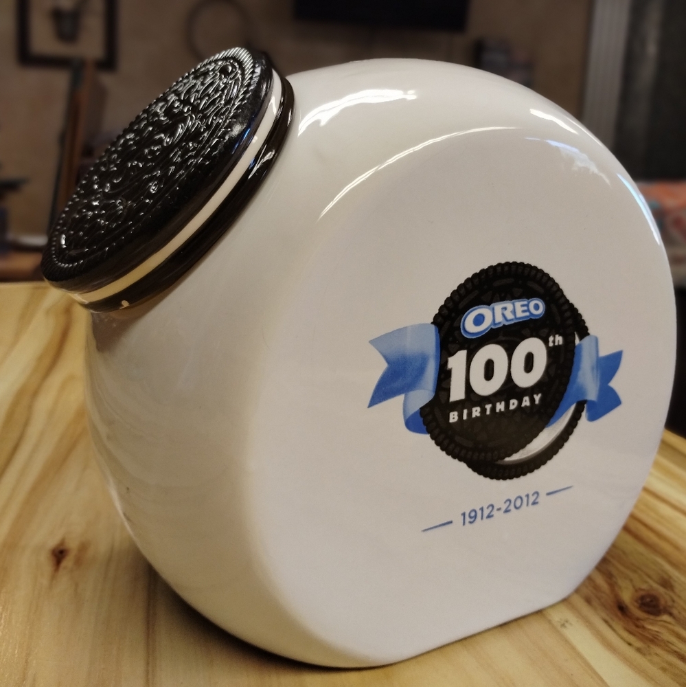 Oreo cookie jar collectible 100 years